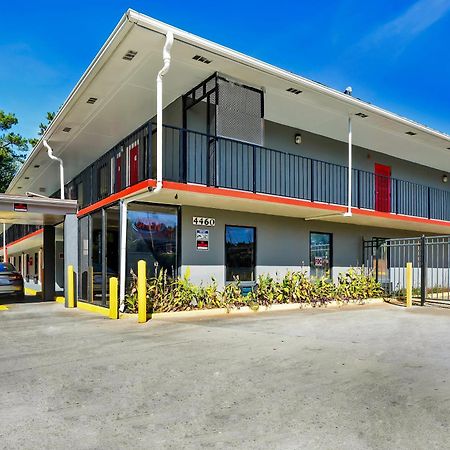 Oyo Hotel Decatur I-285 The Perimeter Exterior photo