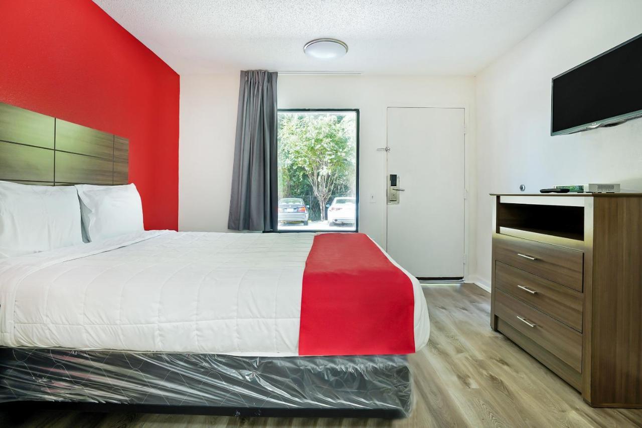 Oyo Hotel Decatur I-285 The Perimeter Exterior photo
