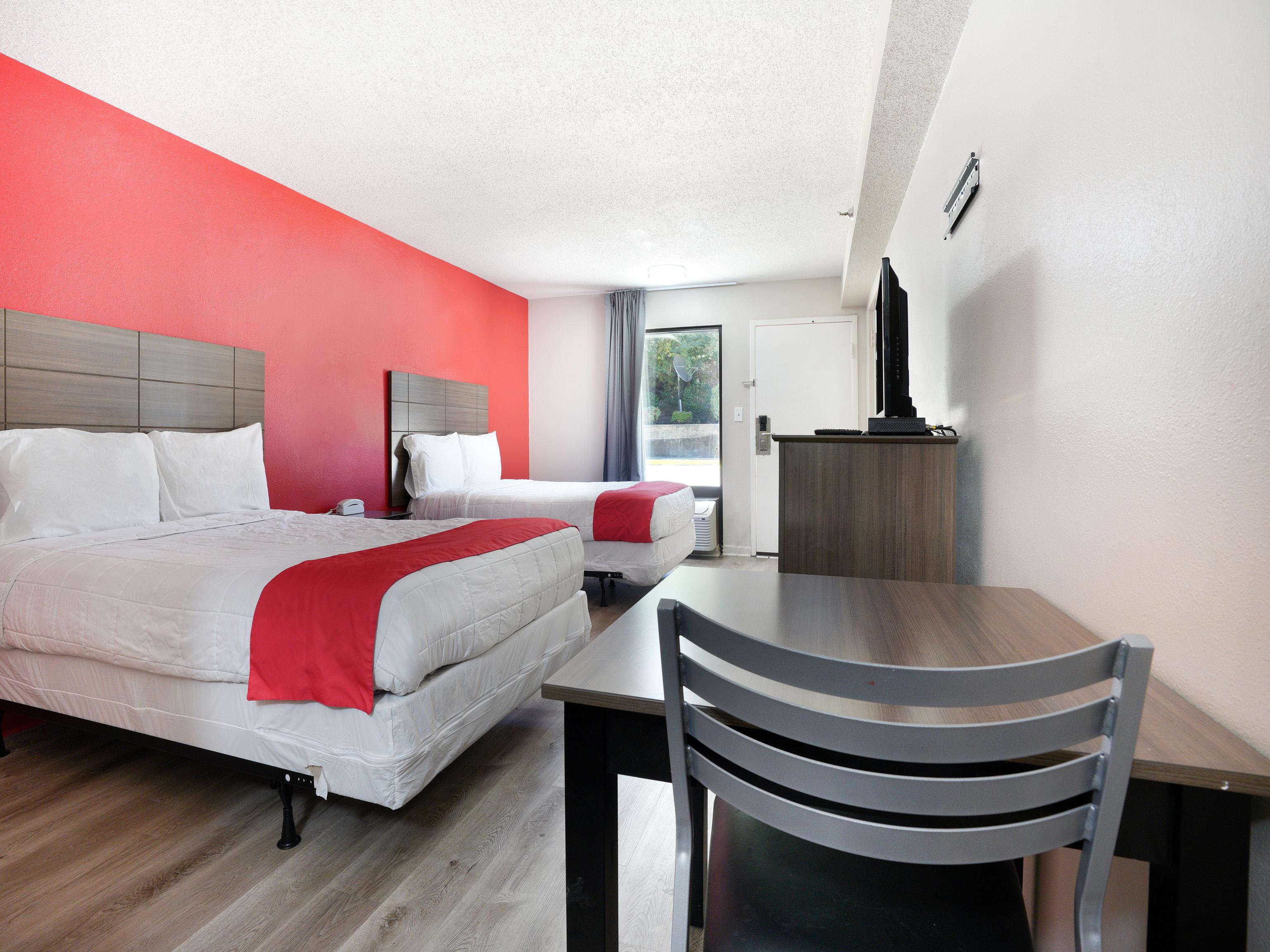 Oyo Hotel Decatur I-285 The Perimeter Exterior photo