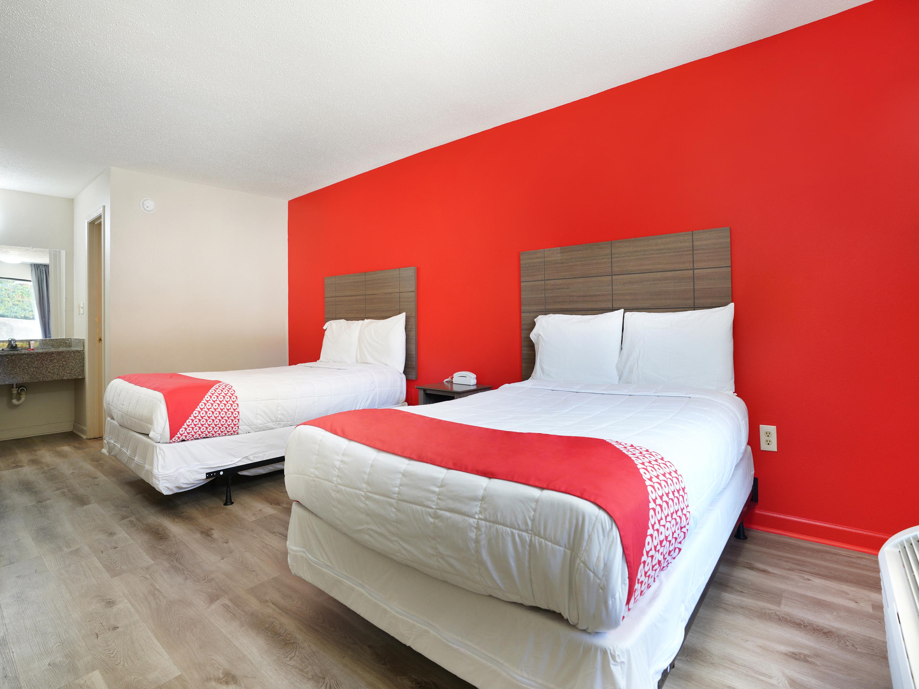 Oyo Hotel Decatur I-285 The Perimeter Exterior photo